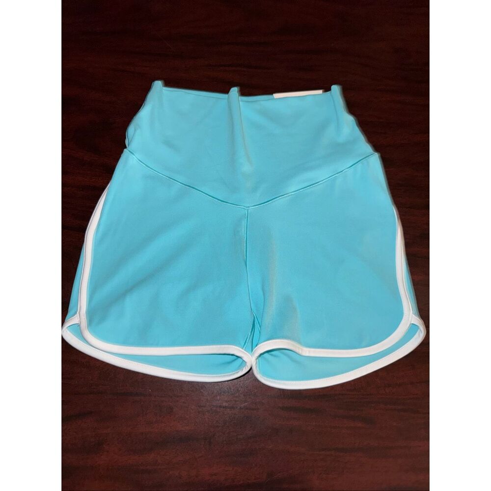 NWT Offline by Aerie Light Blue Hi-Rise Shortie Shorts Size Medium